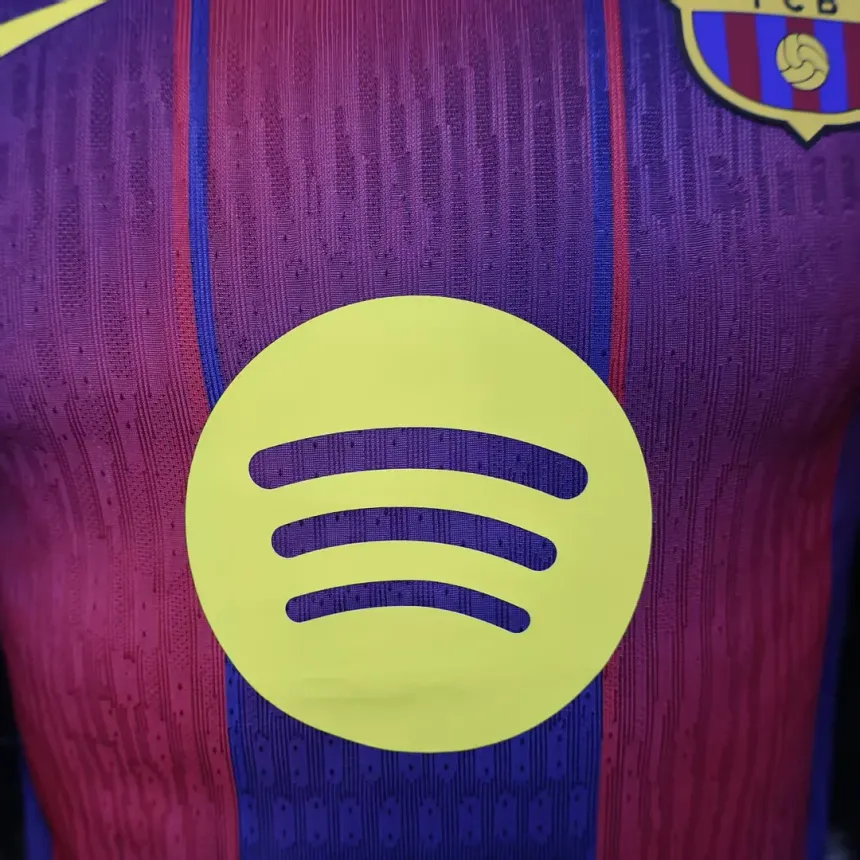 Player Version 25/26 Barcelona Home football jersey - detail close-up