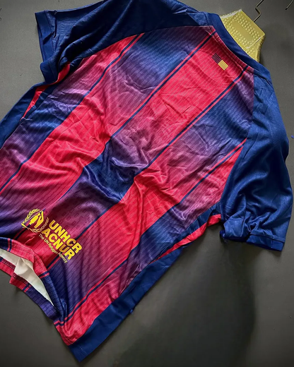 Player Version 25/26 Barcelona Home football jersey - full kit view