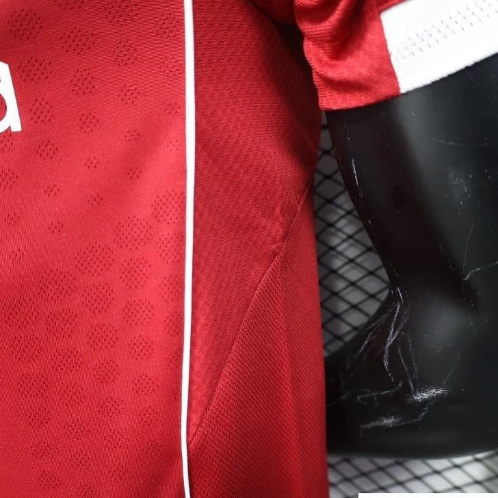 Liverpool 2025/26 Home Football Jersey - view 4