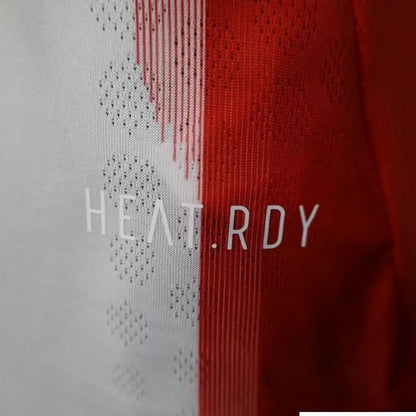 Bayern Munich 2025/26 Home Football Jersey - view 8